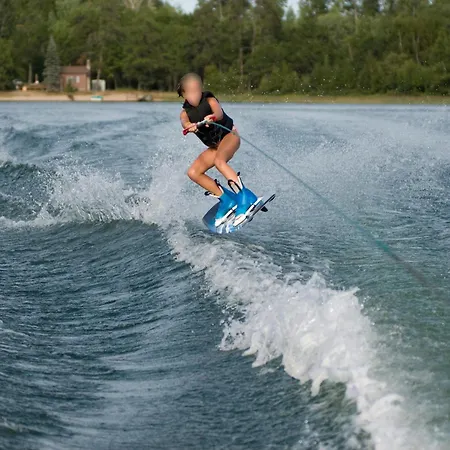 De Watersport Groepsaccommodatie - 50 Pers