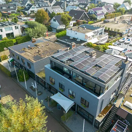 De Watersport Groepsaccommodatie - 50 Pers Ferienhaus Kaag